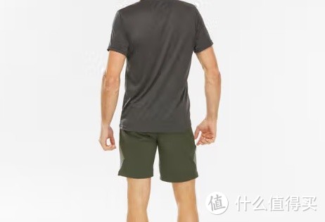 轻盈舒适,迪卡侬户外短袖TechFRESH50